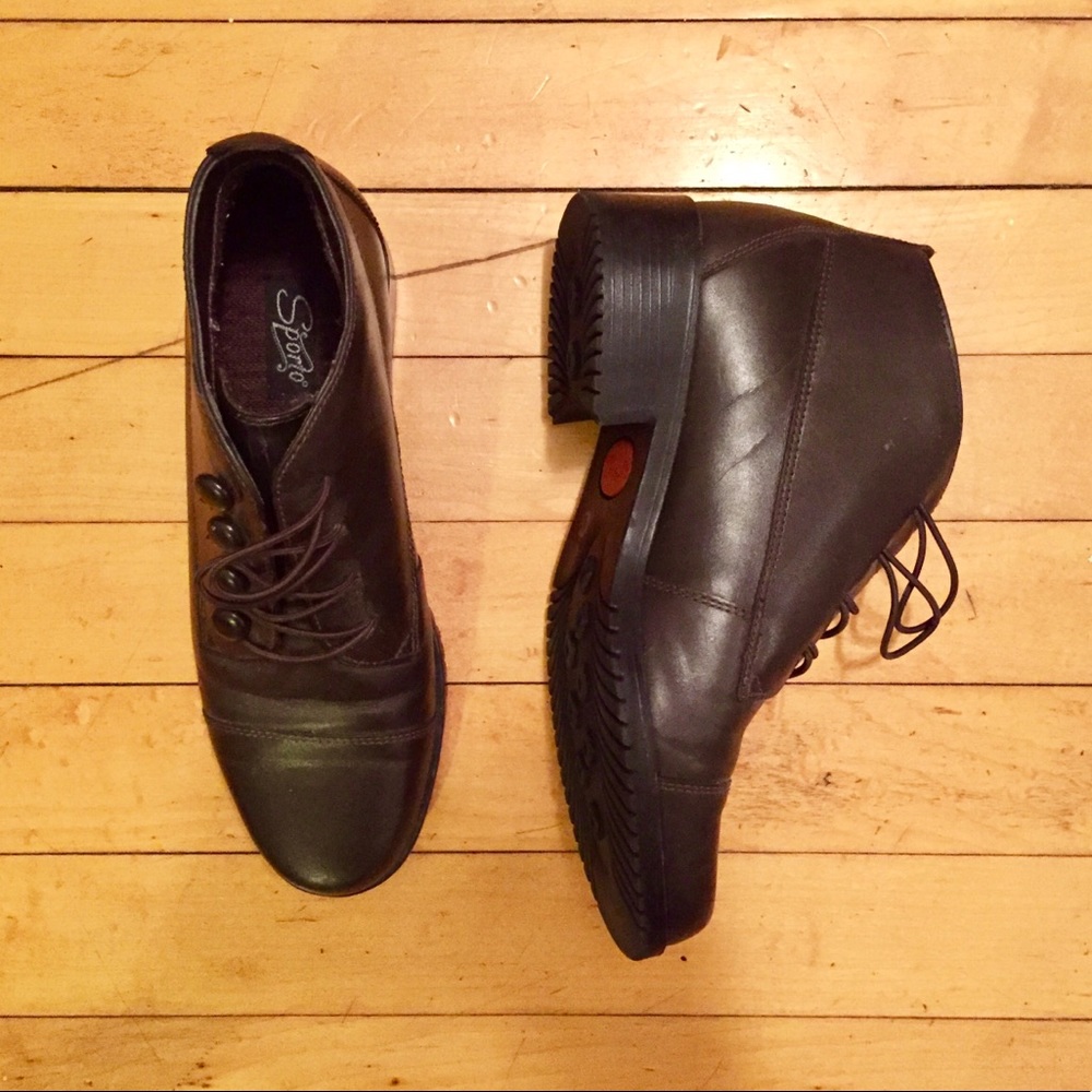 NWOT Vintage Sporto Ankle Boots